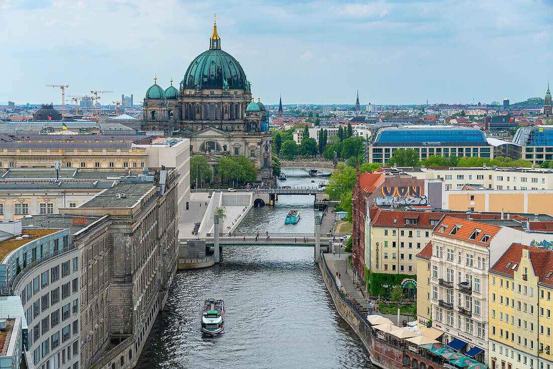 Berliner Dom an der Spree, Berlin, Deutschland, Europa