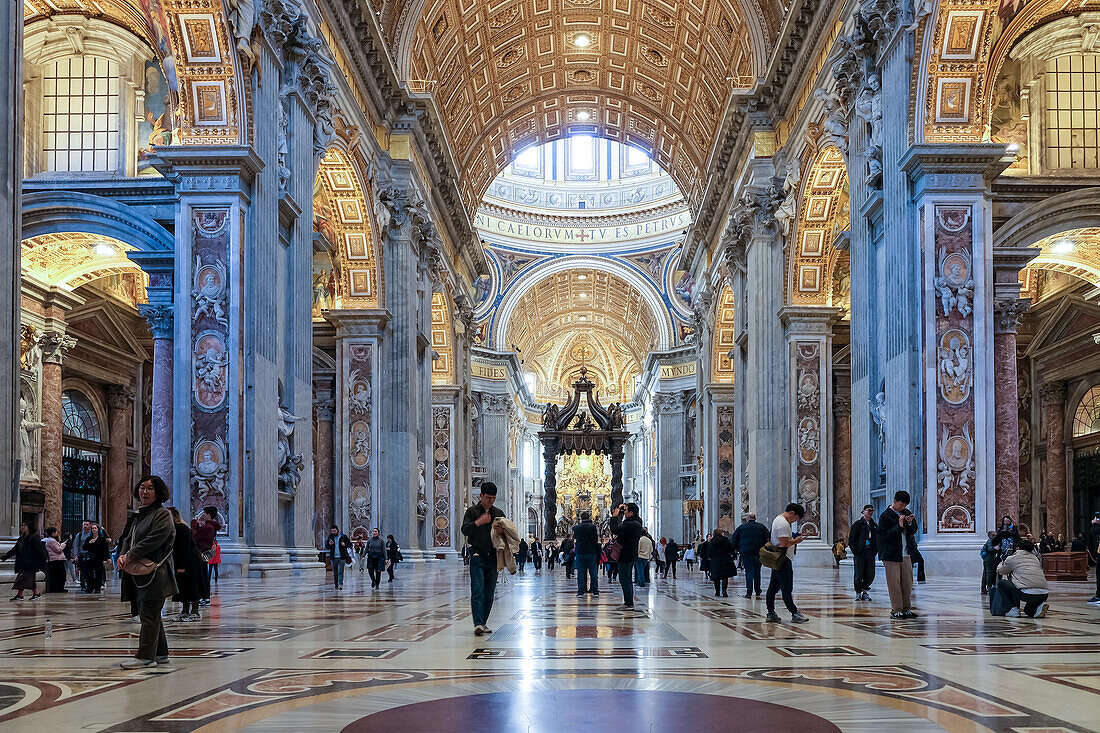 Architectural detail of the central nave of Saint Peter's Basilica in Vatican City, the papal enclave in Rome, UNESCO World Heritage Site, Rome, Lazio, Italy, Europe