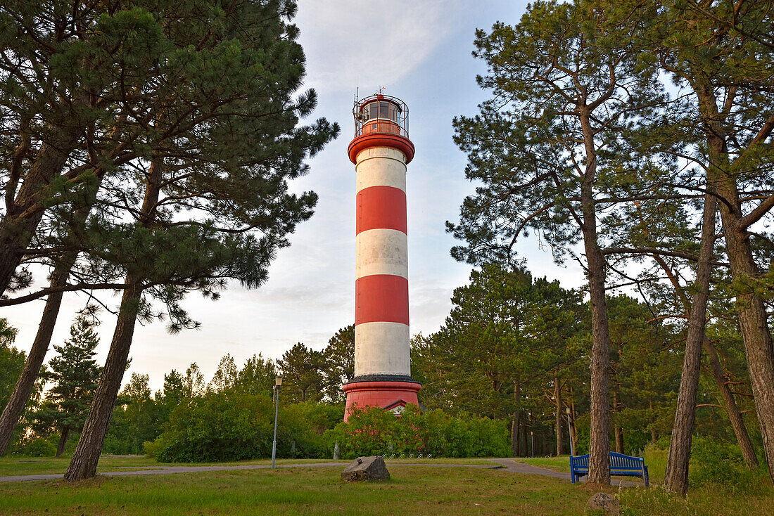 Leuchtturm auf den Anhöhen von Nida, Kurische Nehrung, Litauen, Baltikum, Nordeuropa