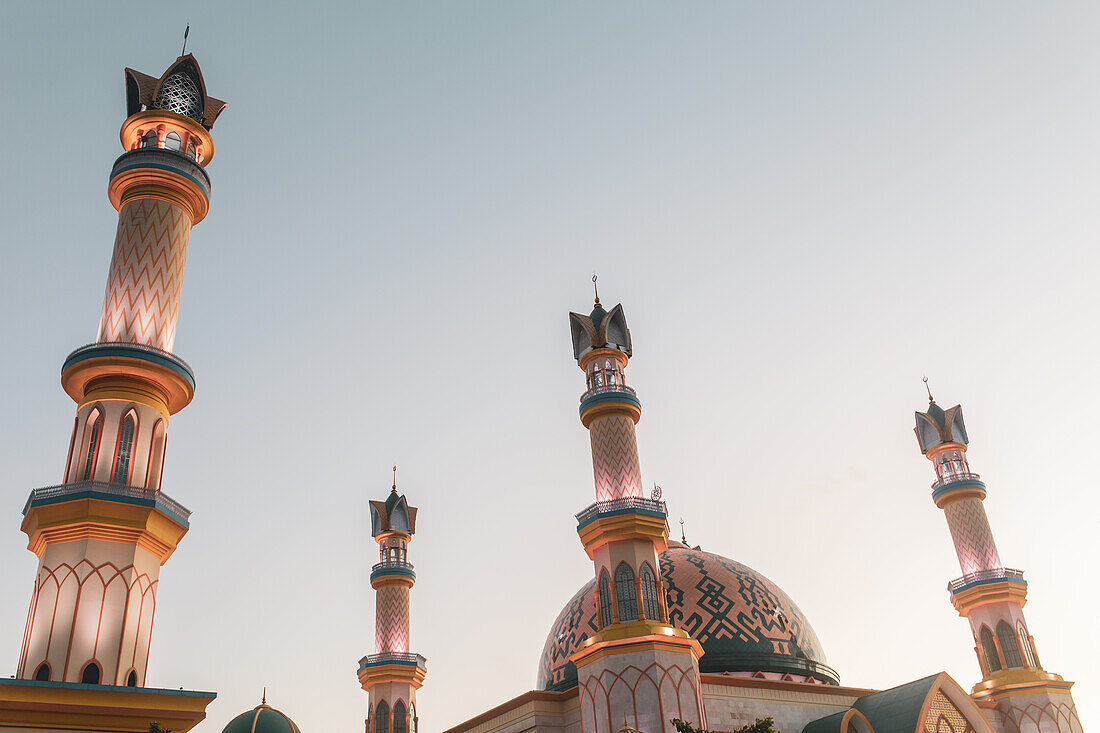 Hubbul Wathan Great Mosque, Mataram, Lombok, Indonesia, Southeast Asia, Asia