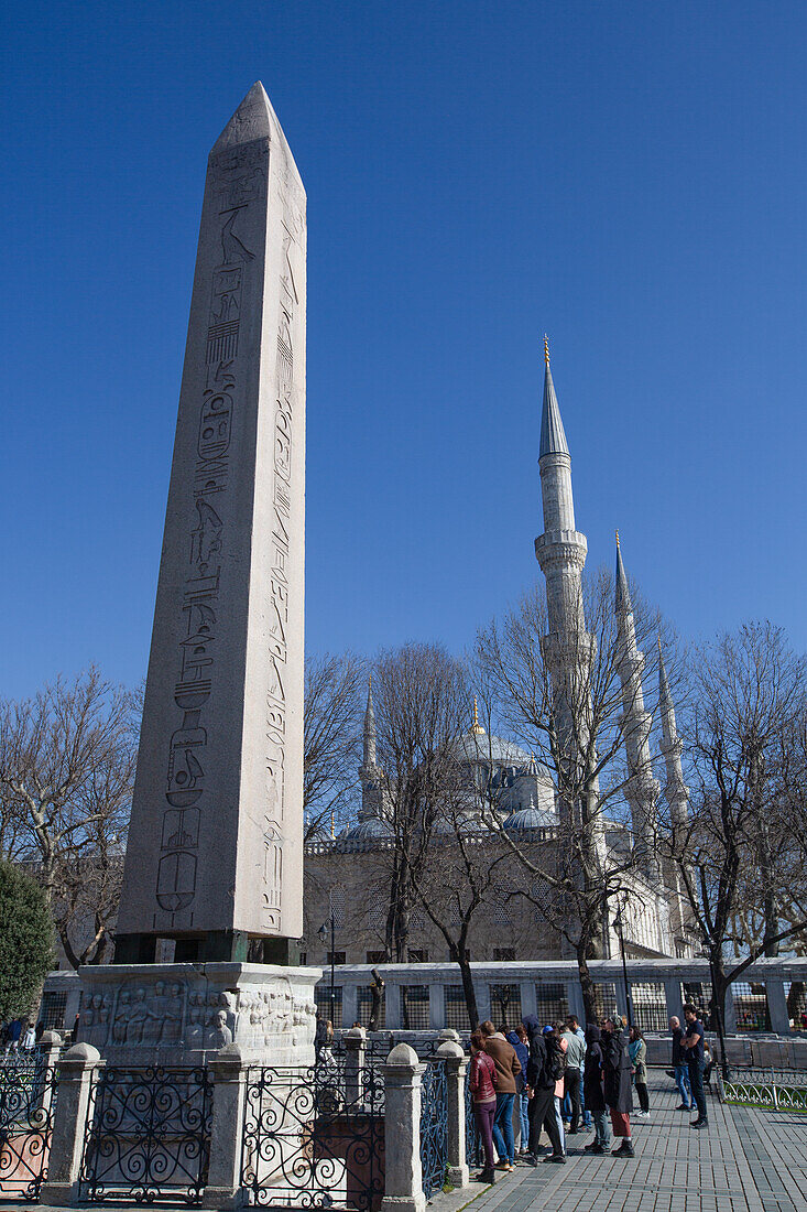 Obelisk des Theodosius, altägyptischer Obelisk des Pharao Thutmose III., 1479 v. Chr. - 1425 v. Chr.), Hippodrom von Konstantinopel, UNESCO-Welterbe, Istanbul, Türkei, Europa