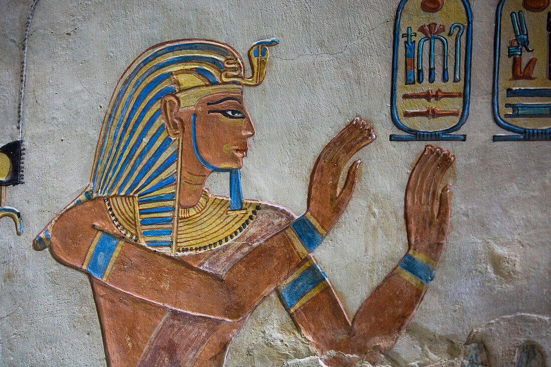 Image of Pharaoh, Bas Relief, Tomb of Prince Amenherkhepshef (Amenkopshef), QV55, Valley of the Queens, Ancient Thebes, UNESCO World Heritage Site, Luxor, Egypt, North Africa, Africa