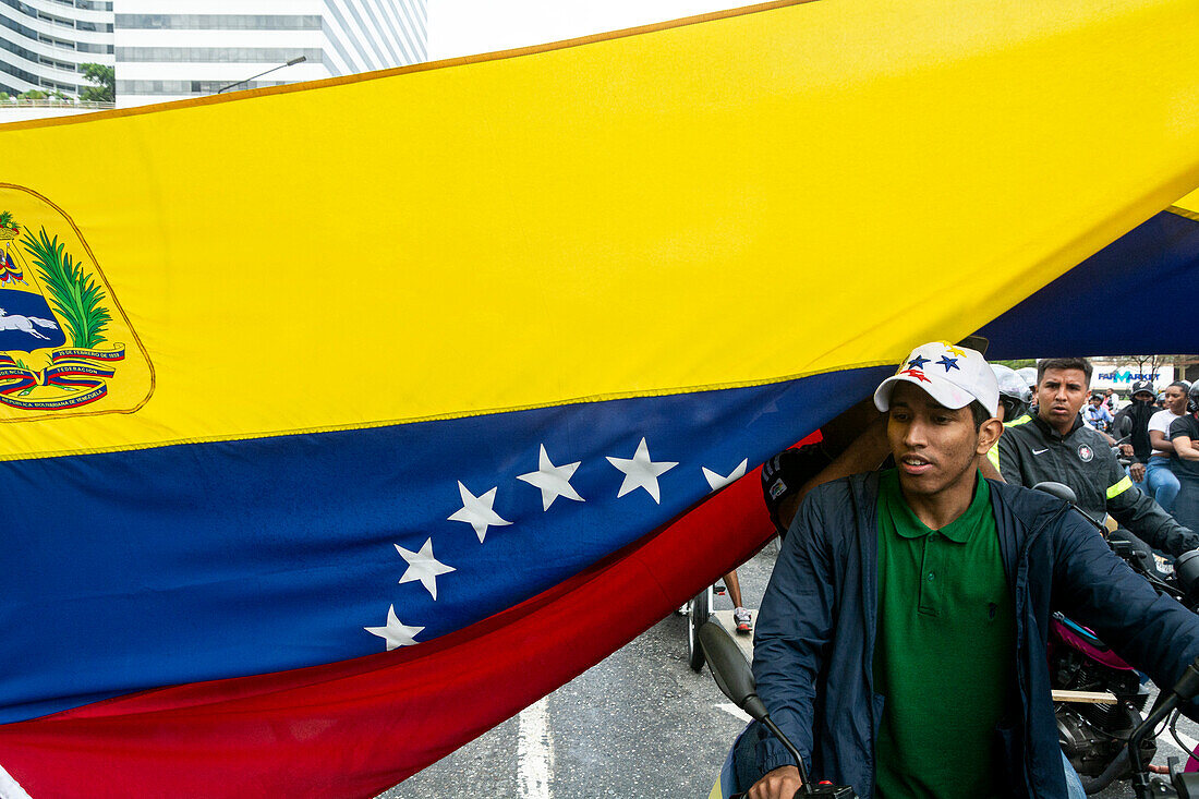 Protest of the people of Venezuela to the fraudulent presidential election where Nicolas Maduro was named winner, with 51% of the votes.