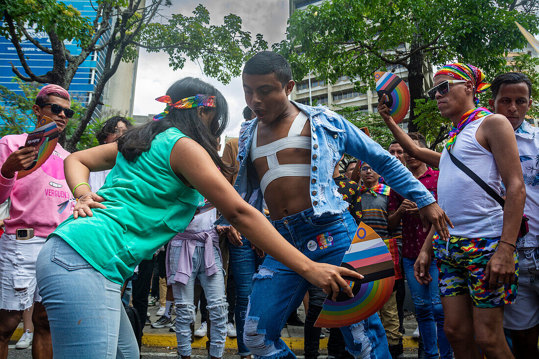 Pride-Parade in Caracas, Venezuela, in Anwesenheit von Diplomaten und dem Vertreter der Europäischen Union in Venezuela. Juli, 7, 2024