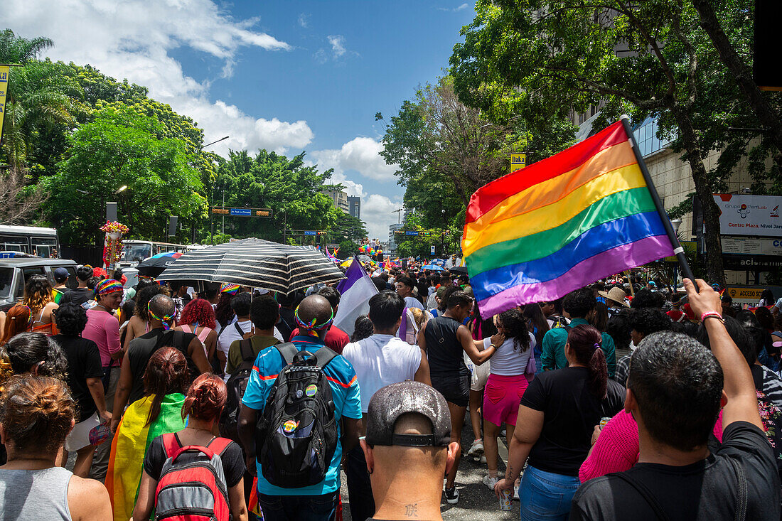 Pride-Parade in Caracas, Venezuela, mit der Anwesenheit von Diplomaten und dem Vertreter der Europäischen Union in Venezuela. Juli, 7, 2024