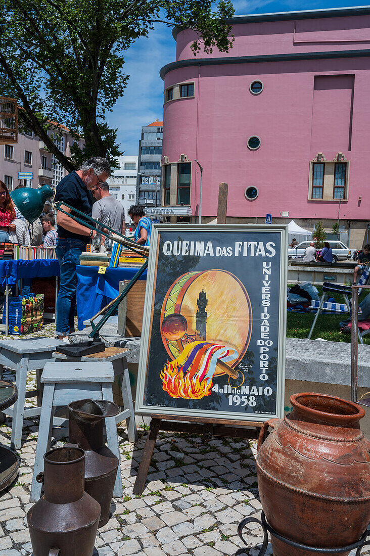 Straßen- und Flohmarkt in Aveiro, Portugal