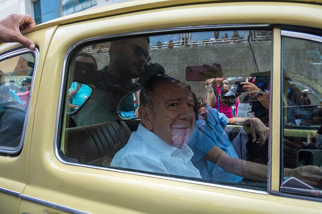 Opposition candidate Edmundo Gonzalez Urrutia arriving at his polling station.