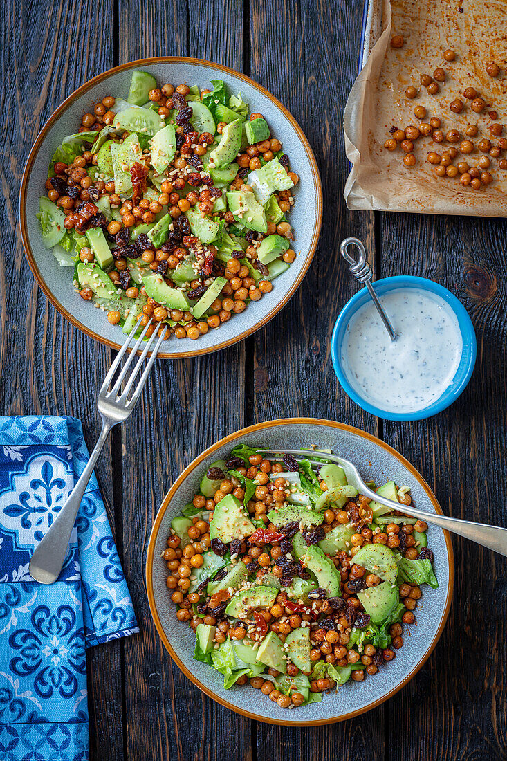 Chickpea and avocado salad with yoghurt dressing