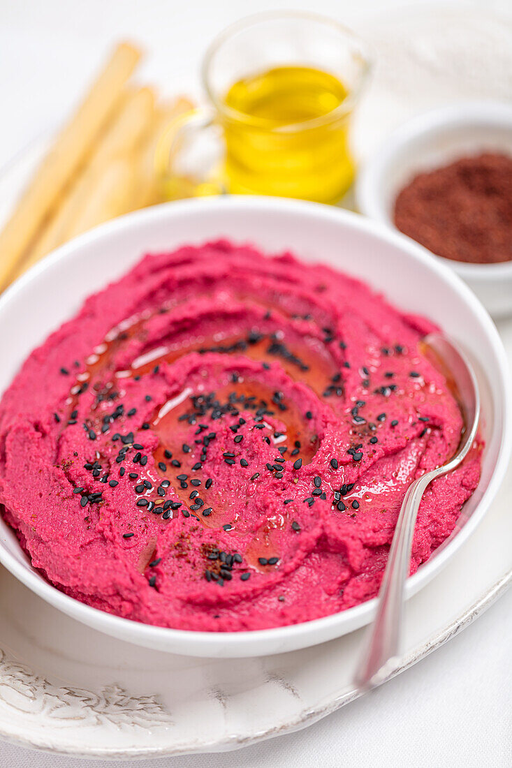 Beet hummus