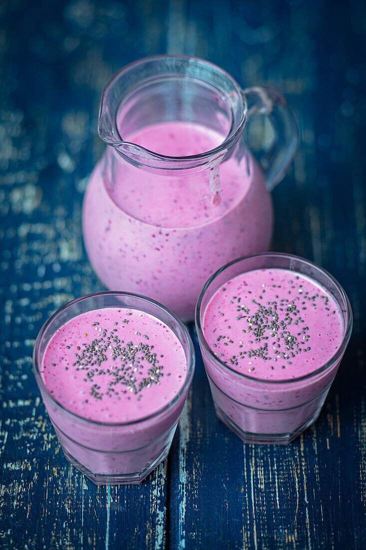 Raspberry smoothie with chia seeds