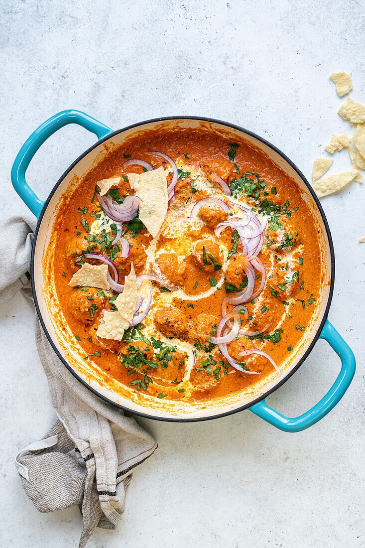 Butter Chicken-Bällchen in Tomatensauce