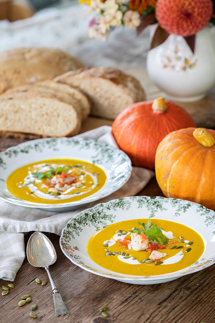 Pumpkin soup with cream topping