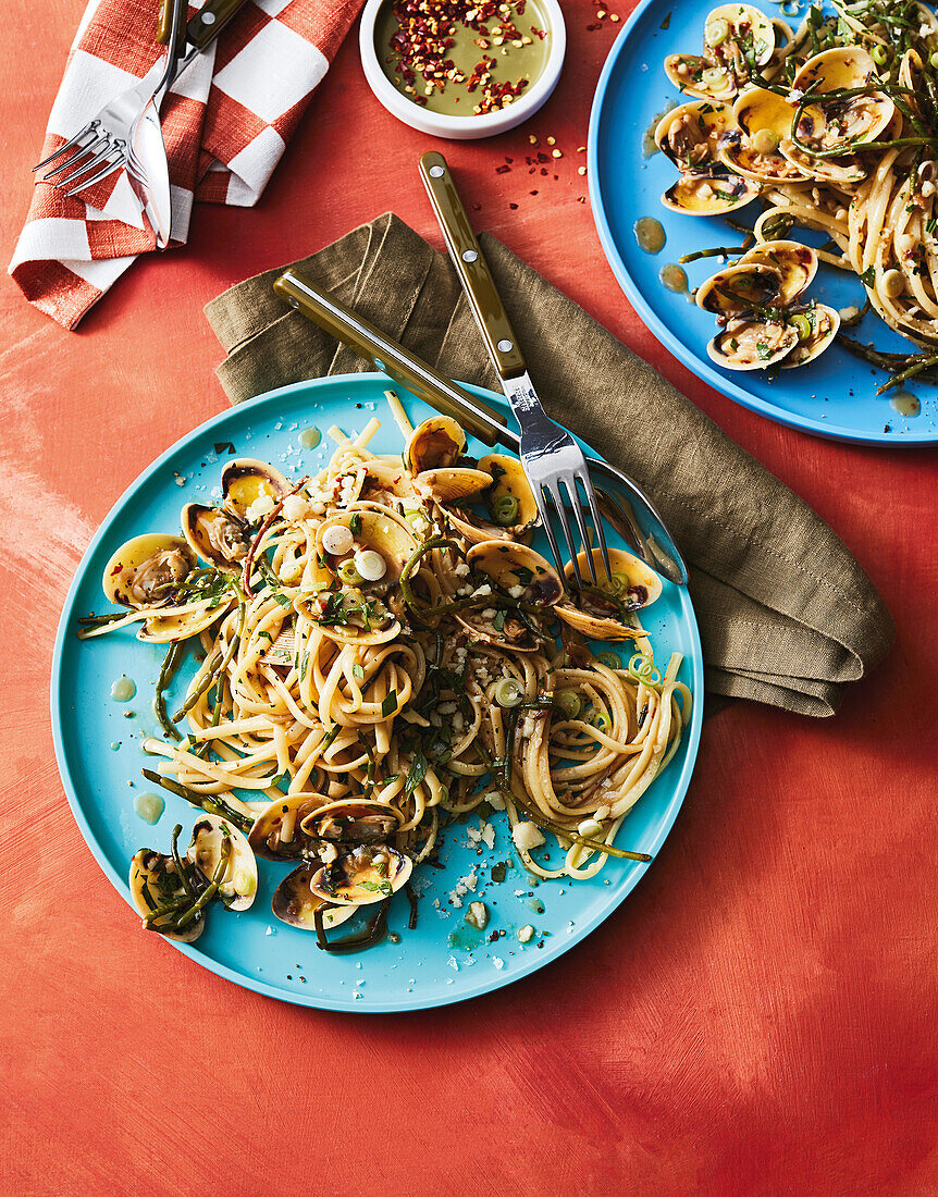 Linguine with samphire and chilli mussels