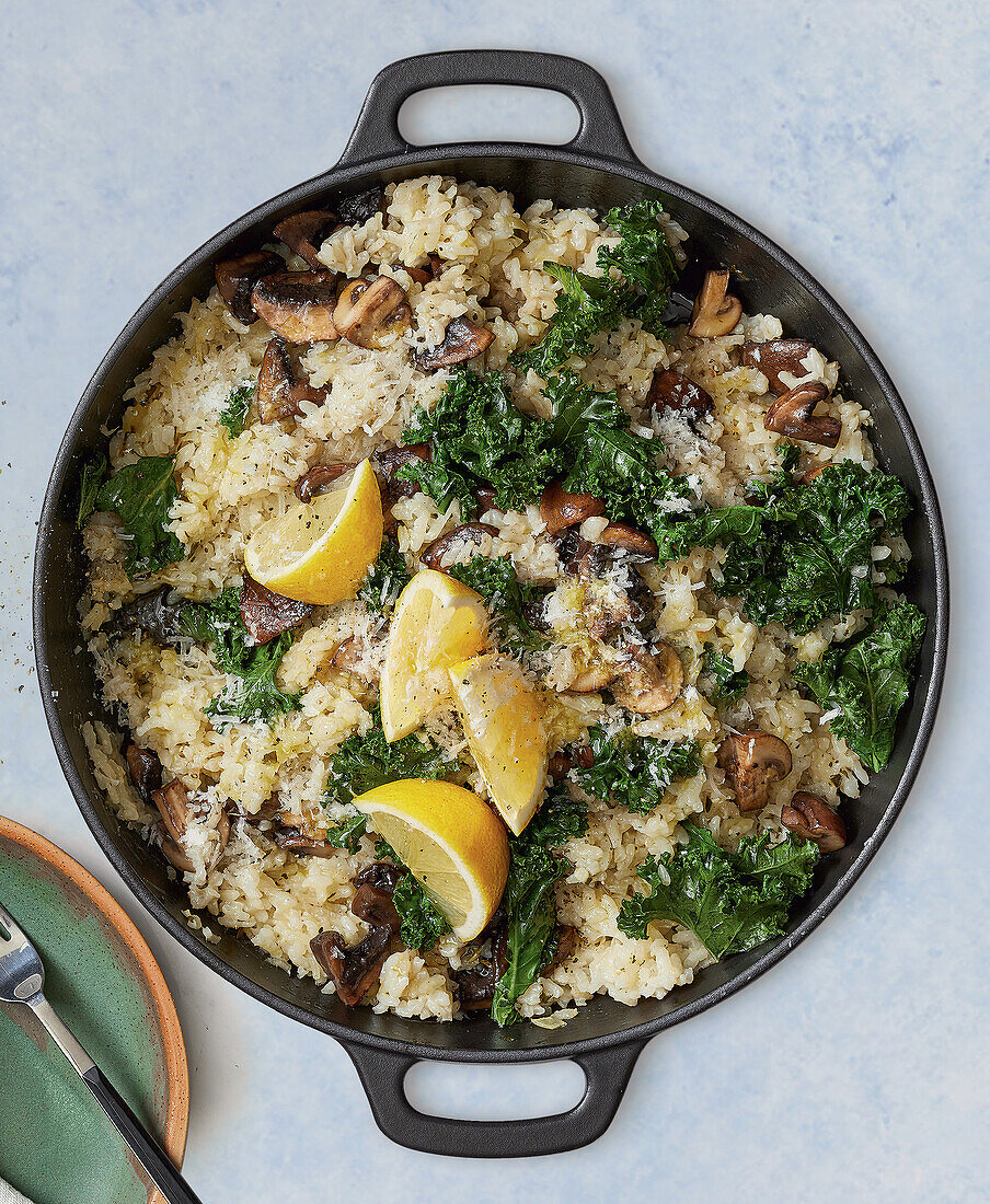 Baked kale and herb risotto with mushrooms