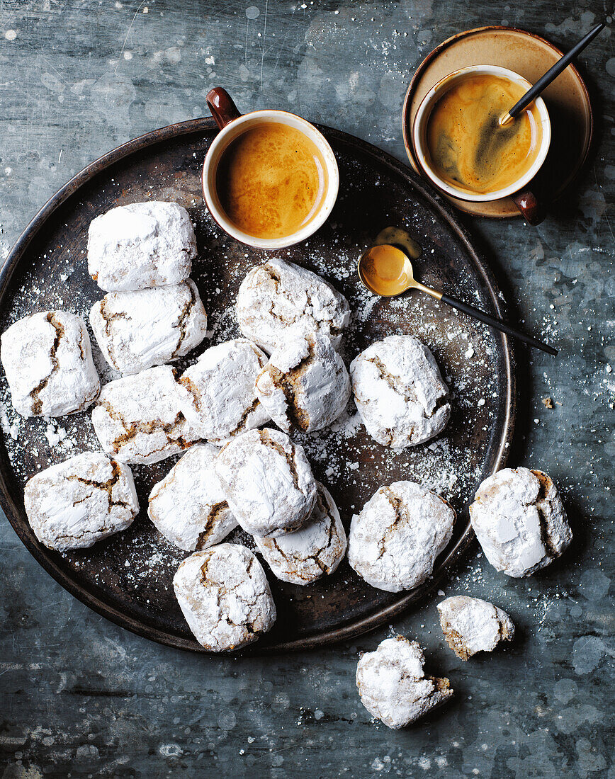 Orangen-Haselnuss-Ricciarelli