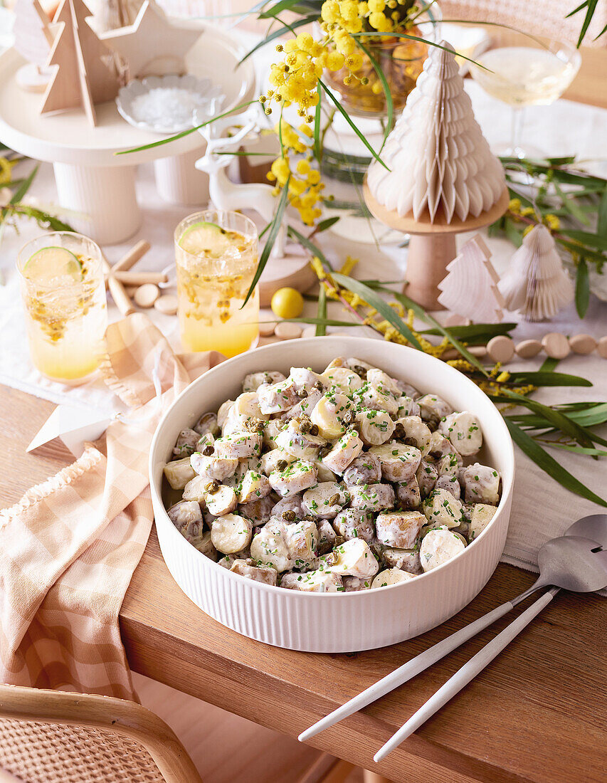 Kartoffelsalat mit frischen Kräutern