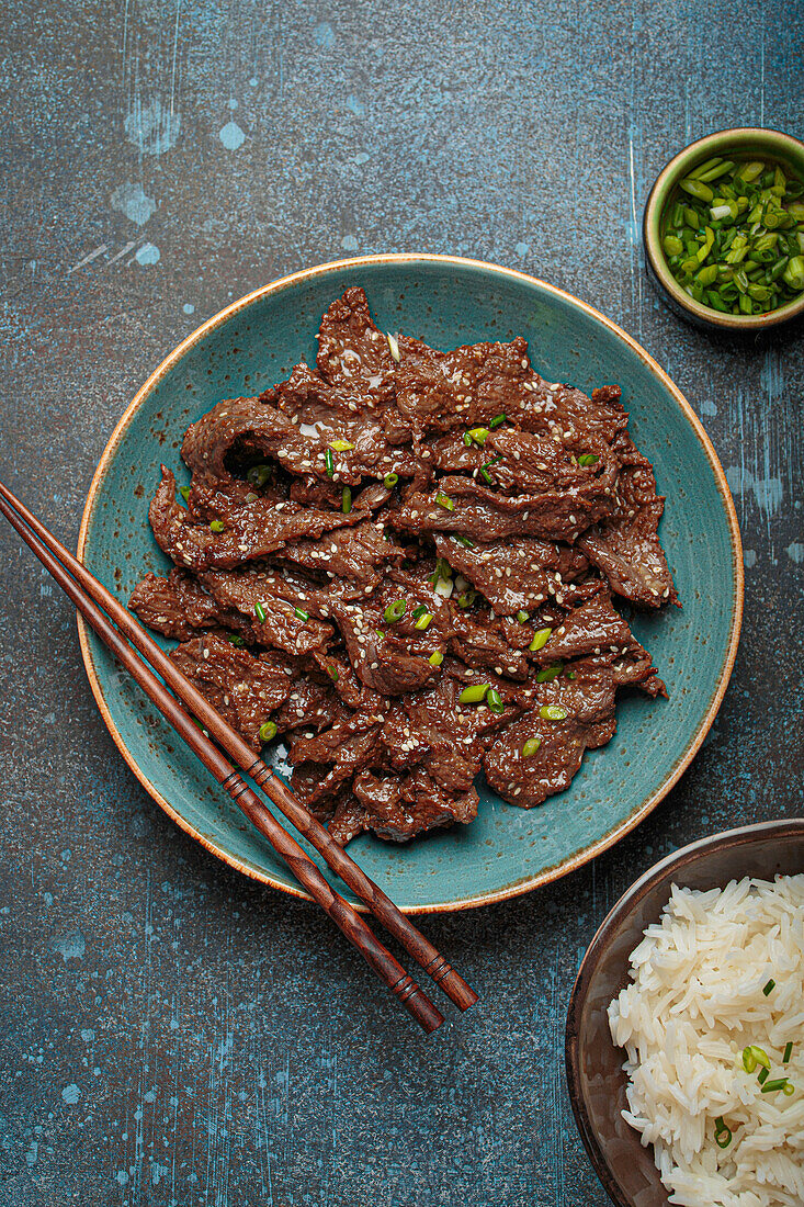 Bulgogi - Korean grilled meat with spring onions