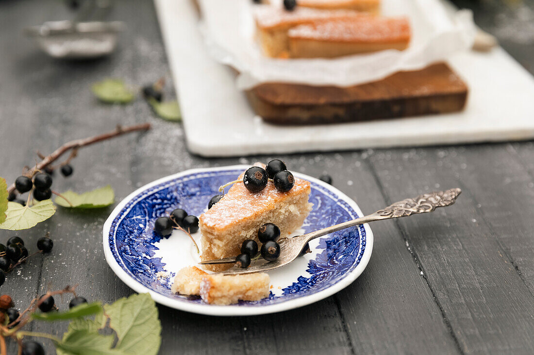 Vegan cherry cake with blackcurrants