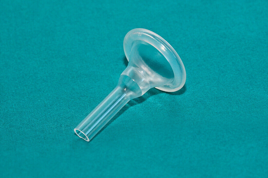 Urinary sheath catheter device