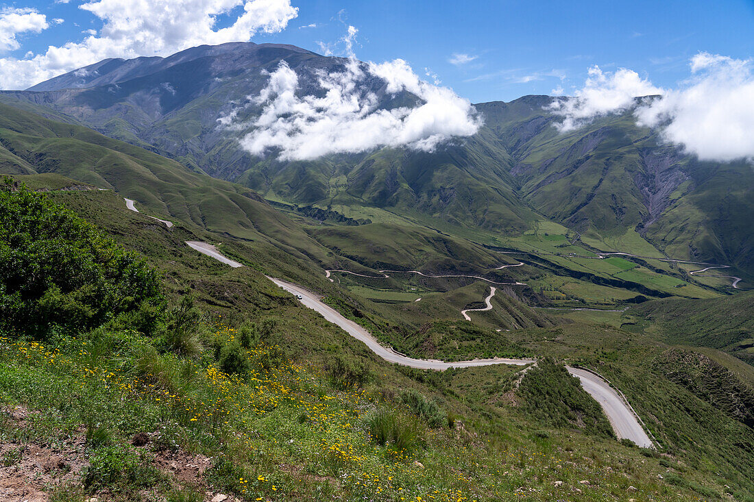 Ruta 33 climbs the Cuesta del Obispo in the Quebrada de Escoipe, Valle de Lerma near Salta, Argentina.