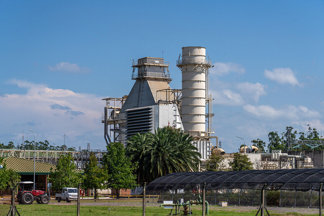 The YPF Luz combined-cycle thermal power electricity generating plant at El Bracho, near San Miguel de Tucumán, Argentina.