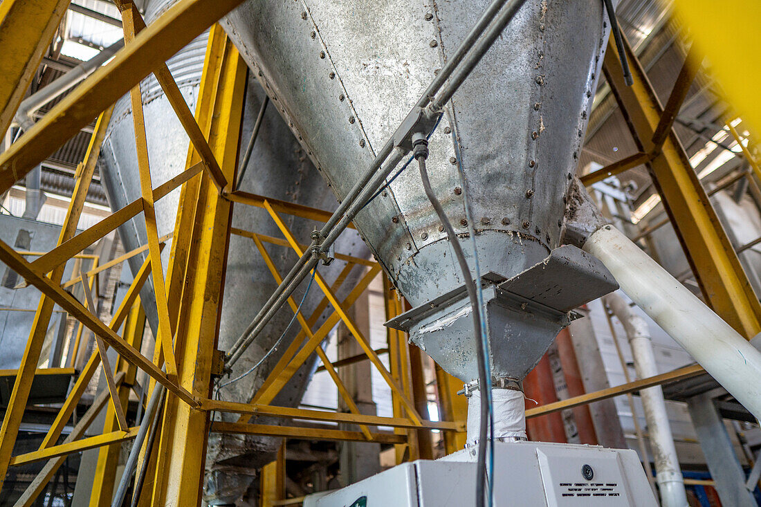 Hermanos Motta PZA Farm. Rice Mill in Panama