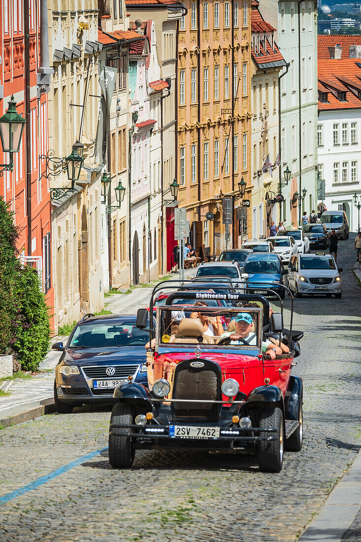 Classic car tours in Prague