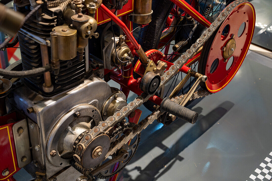 Ein altes Hamilton-Motorrad von 1919 im Automobilmuseum von Termas de Rio Hondo, Argentinien