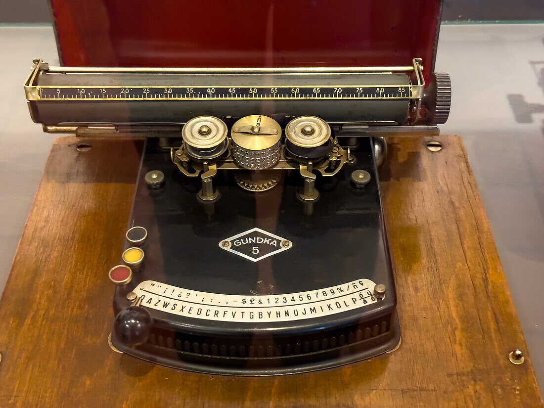 Eine antike Gundaka-Indexmaschine im Historischen Provinzmuseum Juan Lavalle, San Salvador de Jujuy, Argentinien. Anfang 1900