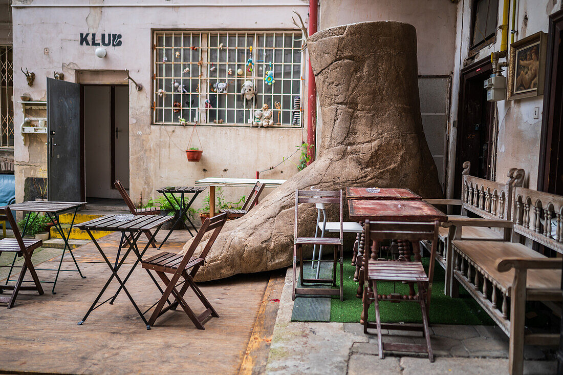 Bar/ák bar and cultural space in Florence, Prague