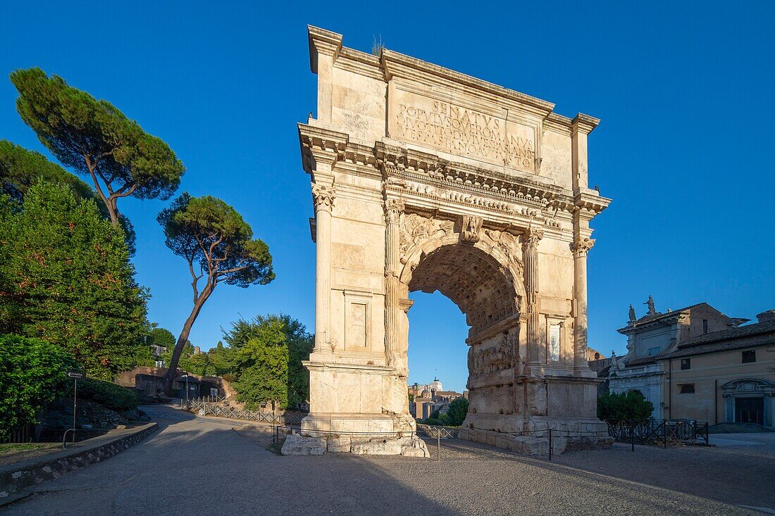 Arch of Titus (Arco di Tito), UNESCO World Heritage Site, Rome, Lazio, Italy, Europe