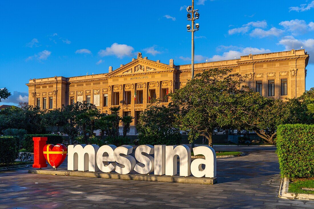 City hall, Messina, Sicily, Italy, Mediterranean, Europe