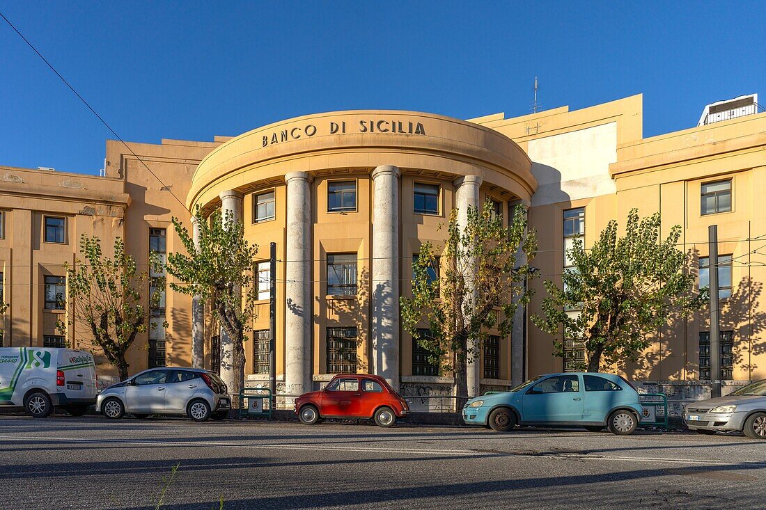 Gebäude der Italienischen Handelsbank, Messina, Sizilien, Italien, Mittelmeerraum, Europa