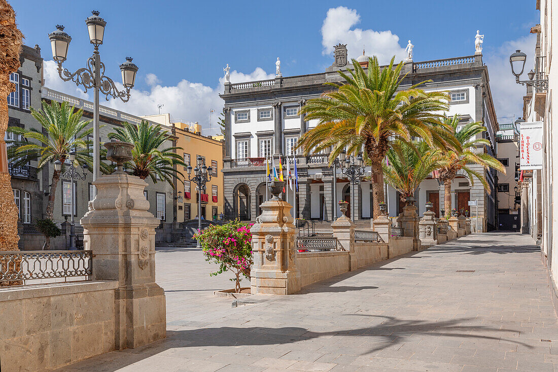 Old townhall at Plaza Santa Ana, Vegueta, UNESCO World Heritage Site, Las Palmas de Gran Canaria, Gran Canaria, Canary Islands, Spain, Atlantic, Europe