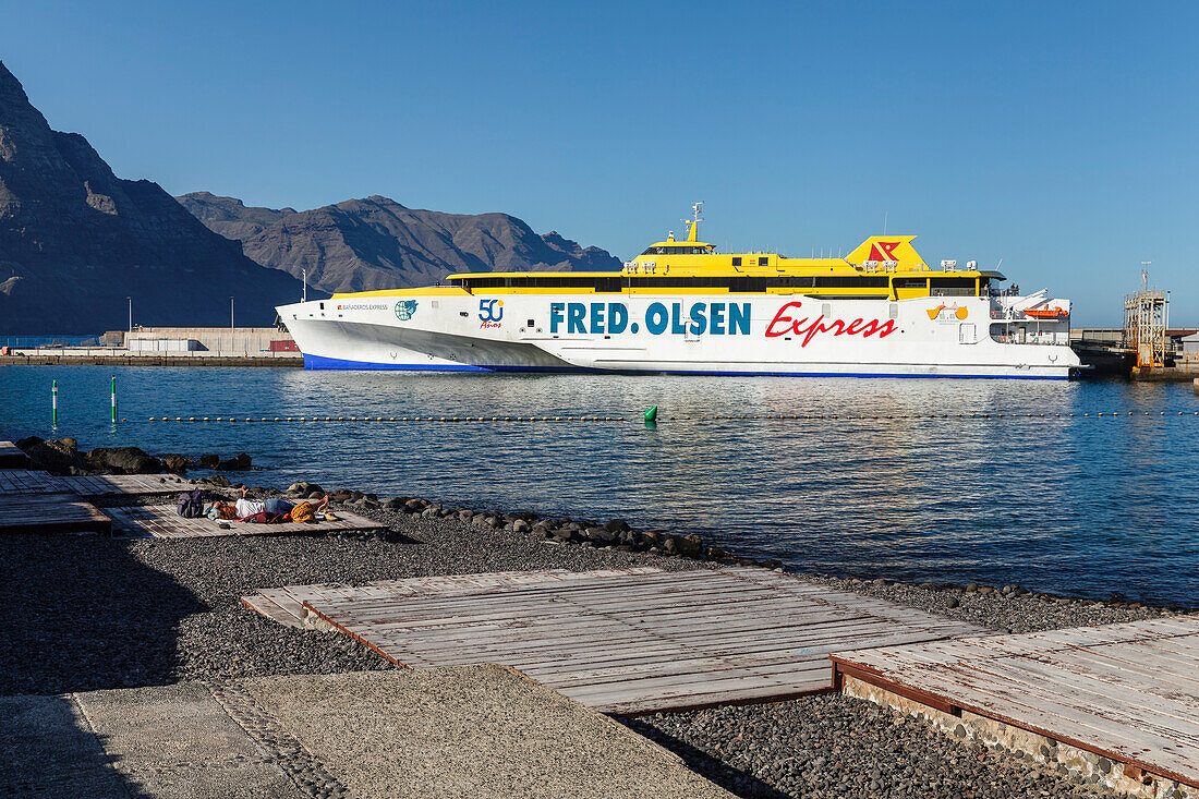 Ferry at the harbour of Puerto de las Nieves, Gran Canaria, Canary Islands, Spain, Atlantic, Europe