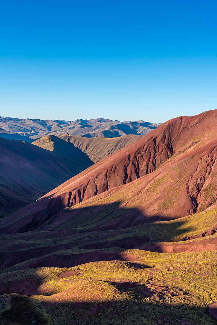 Valle Rojo (Red Valley) at sunrise, near Rainbow Mountain, Pitumarca District, Cusco (Cuzco) Region, Peru, South America