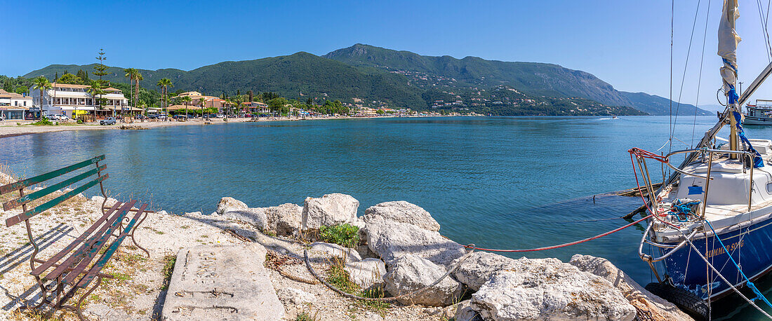 View of Ionian Sea and Ipsos Beach at Ipsos, Ipsos, Corfu, Ionian Sea, Greek Islands, Greece, Europe