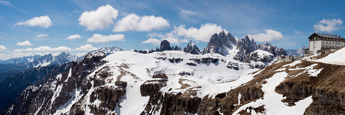 Cadini di Misurina and Refugio Auronzo panorama, Dolomites, Belluno, Italy, Europe