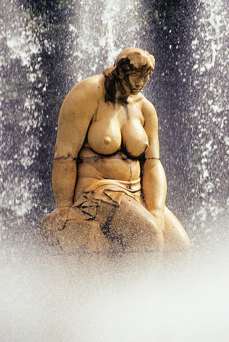 Statue of a woman in the Garcia Sanabria Park, Santa-Cruz, Tenerife, Canary Islands, Spain, Atlantic Ocean, Europe