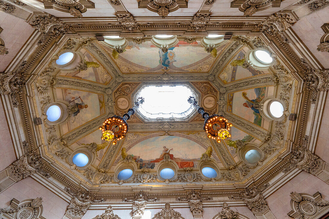 Noble Treppe, Bolsa-Palast, UNESCO-Weltkulturerbe, Porto, Norte, Portugal, Europa