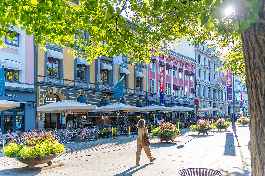 View of cafes, bars and architecture on Karl Johans Gate, Oslo, Norway, Scandinavia, Europe