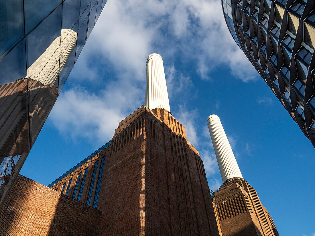 Art Hotel und Battersea Power Station, Battersea, London, England, Vereinigtes Königreich, Europa