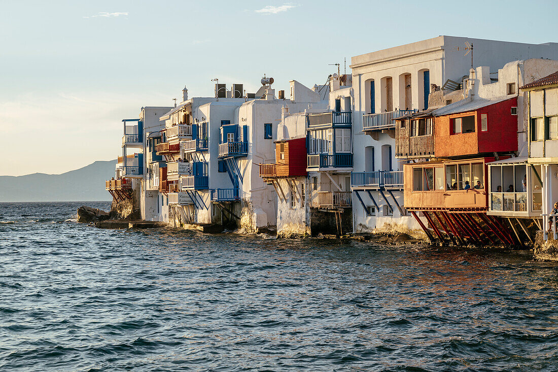 Klein-Venedig bei Sonnenuntergang, Chora (Mykonos-Stadt), Insel Mykonos, Kykladen, Griechische Inseln, Griechenland, Europa