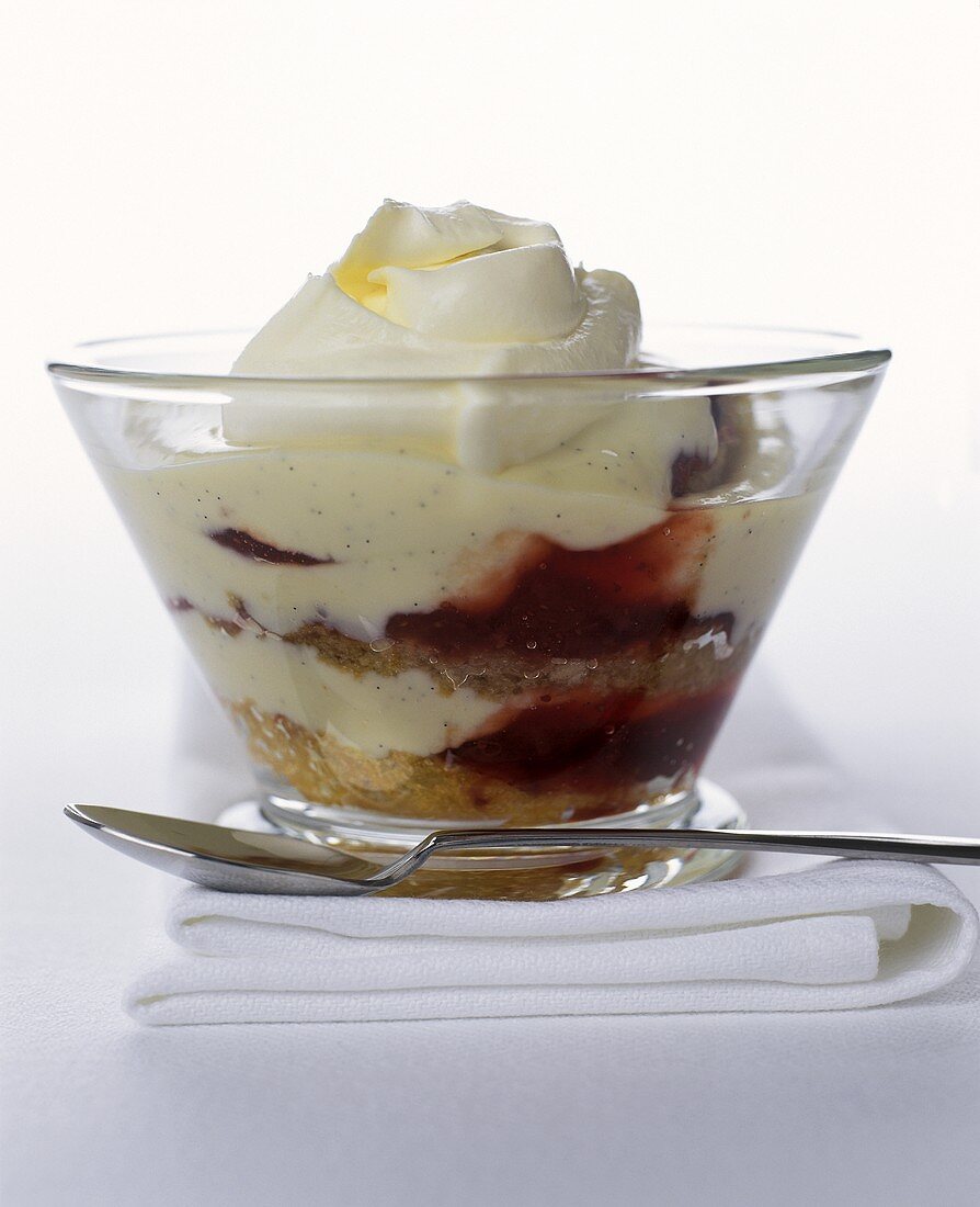 Trifle (layered sweet with strawberries, blancmange, cream)
