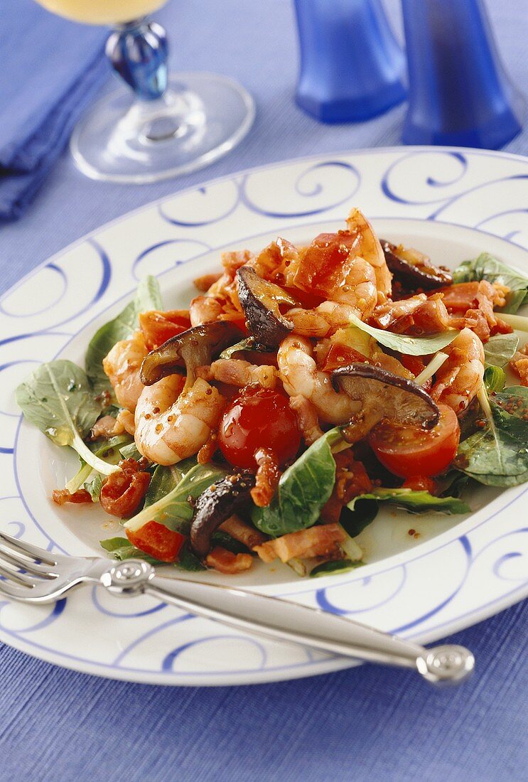 Warm vegetable & shrimp salad with shiitake mushrooms & bacon
