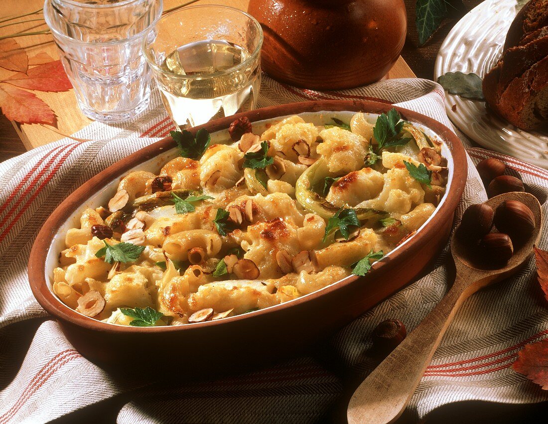 Pasta bake with cauliflower and hazelnuts