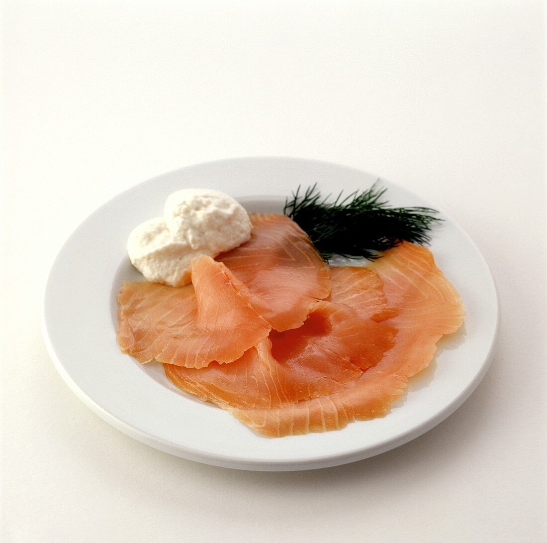 Smoked wild salmon with horseradish & dill on plate