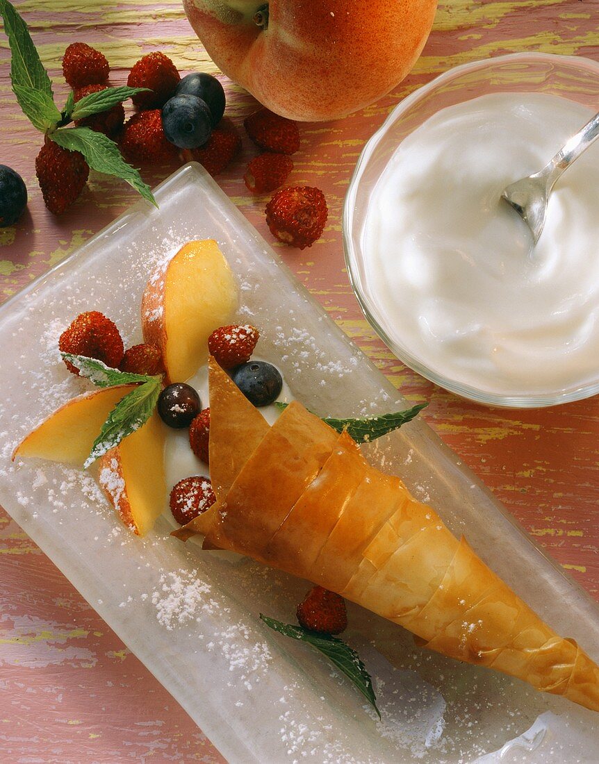 Fruit cones with yoghurt and honey filling from Orient