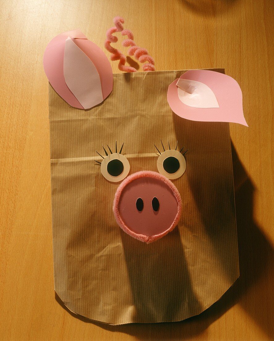 Tierische Papiermasken für die Kinderparty: Schwein