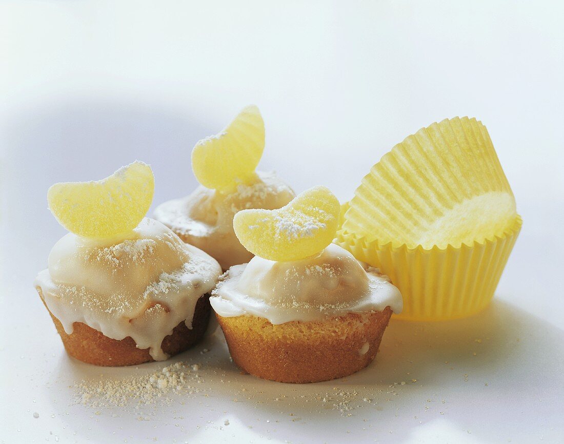 Erfrischende Zitronen-Muffin mit Zuckerguss